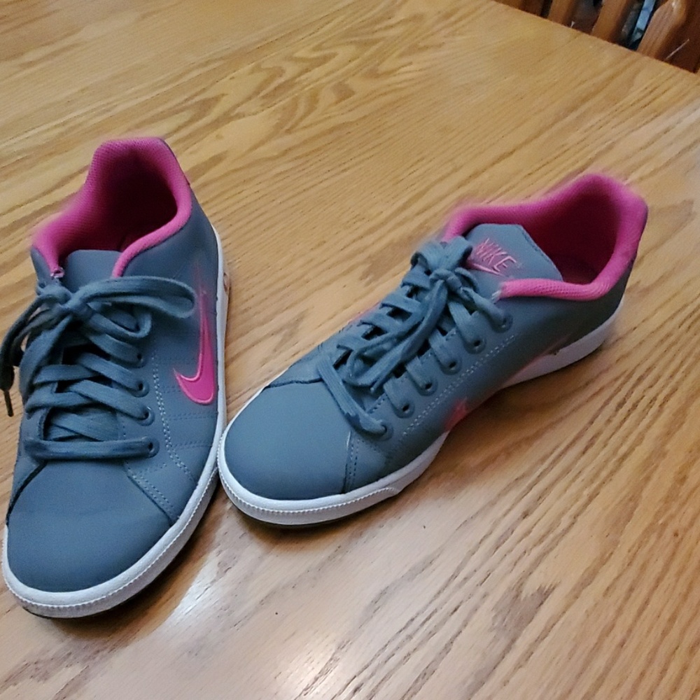 Nike size 8